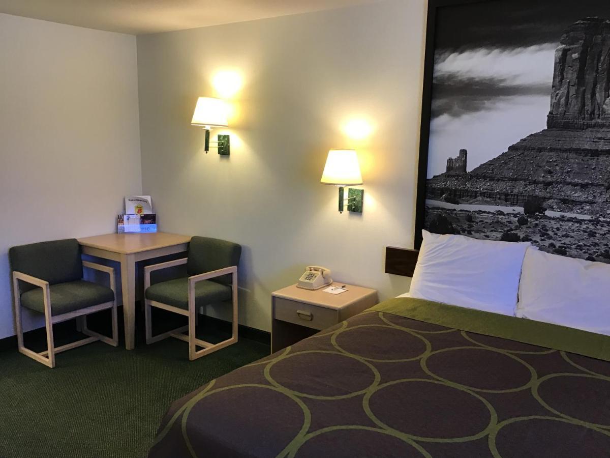 Arch Canyon Inn Blanding Esterno foto